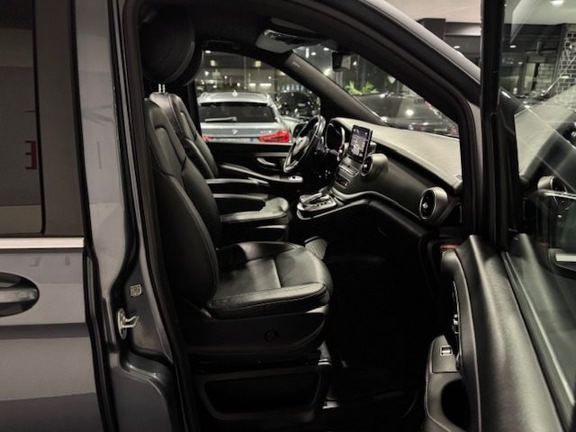 MERCEDES-BENZ V 250 usata, con Volante in pelle