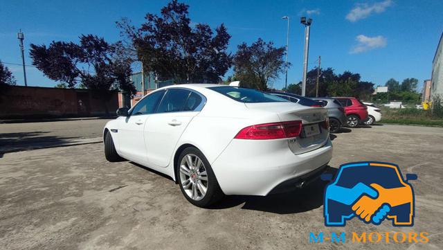 JAGUAR XE usata, con Airbag