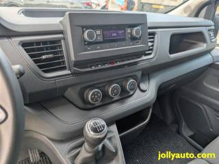 RENAULT Trafic usata, con USB
