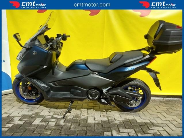 YAMAHA T-Max 560 usata 4