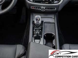 VOLVO V60 Cross Country usata, con Climatizzatore