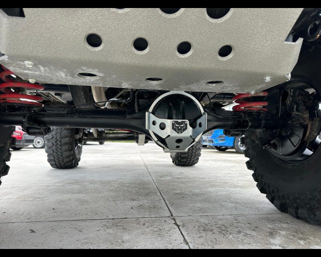 LAND ROVER Defender usata 29