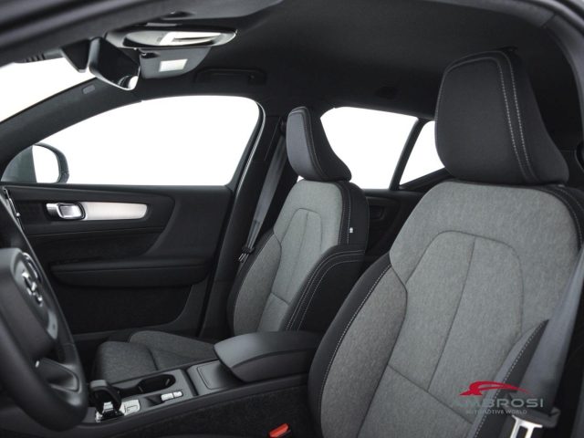 VOLVO XC40 usata 7