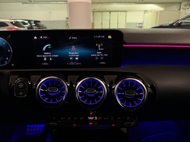 MERCEDES-BENZ A 200 usata, con Cronologia tagliandi
