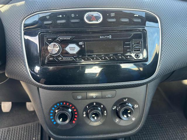 FIAT Punto Evo usata 15