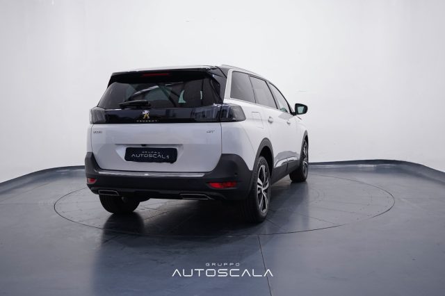 PEUGEOT 5008 usata, con Autoradio