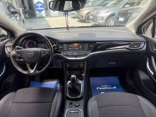 OPEL Astra usata, con Controllo automatico clima