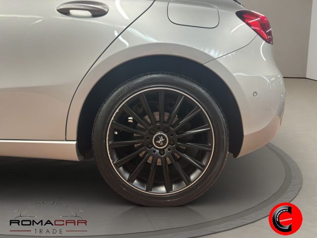 MERCEDES-BENZ A 180 usata, con Chiusura centralizzata