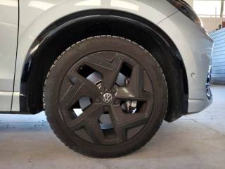 VOLKSWAGEN Tiguan usata, con Sedile posteriore sdoppiato