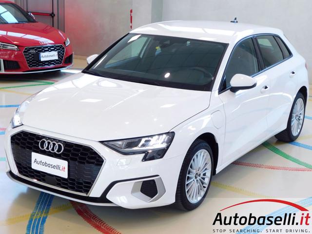 AUDI A3 usata, con Luci diurne