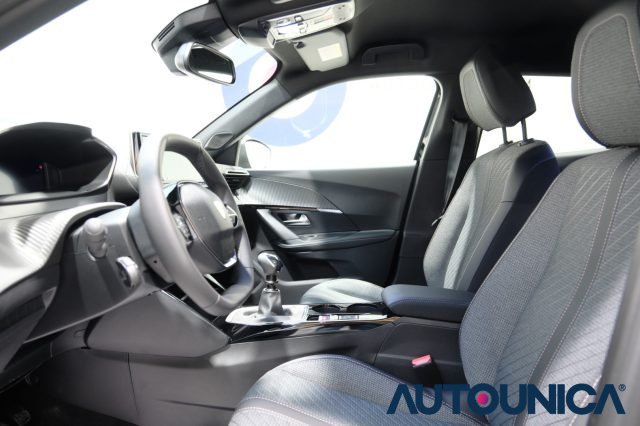 PEUGEOT 2008 usata, con Volante in pelle