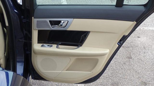 JAGUAR XF usata 51