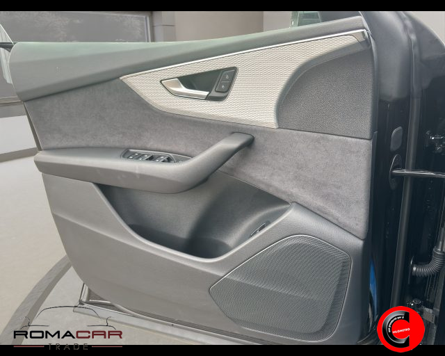 AUDI Q8 usata, con Interni in pelle