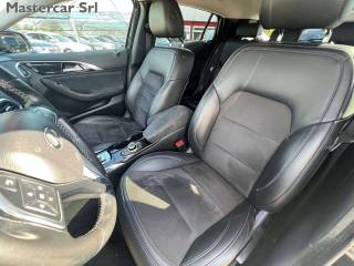 INFINITI Q30 usata 8