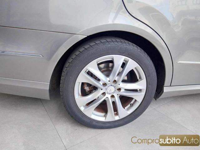 MERCEDES-BENZ E 220 usata, con ESP