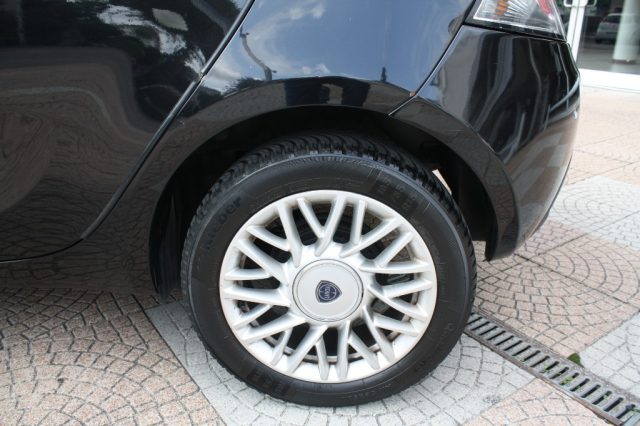 LANCIA Ypsilon usata, con Specchietti laterali elettrici