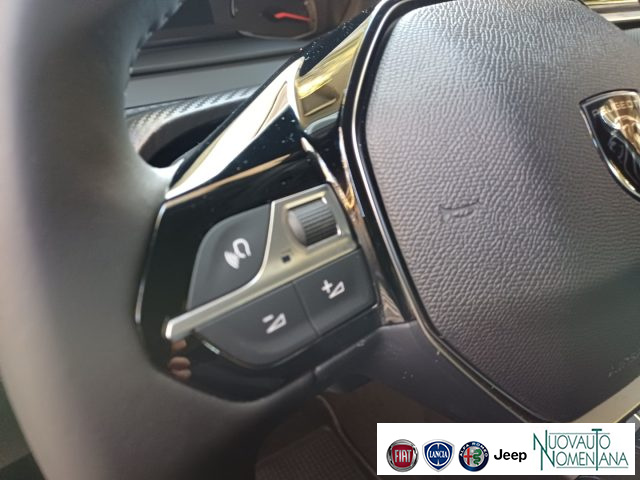 PEUGEOT 208 usata, con USB
