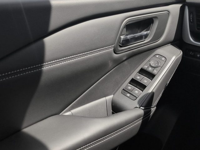 NISSAN Qashqai usata, con Sensore di luce