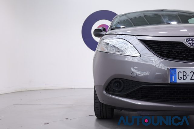 LANCIA Ypsilon usata 32