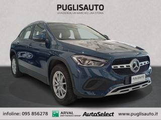 MERCEDES-BENZ GLA 200 d Automatic Business Extra