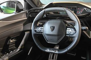 PEUGEOT 308 usata, con Sedile posteriore sdoppiato