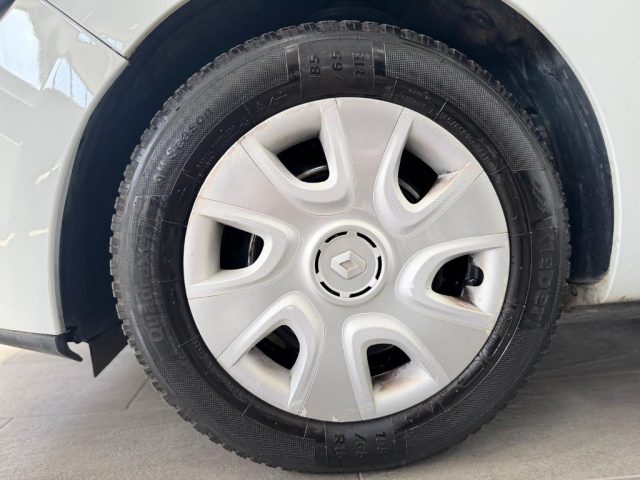 RENAULT Clio usata 26