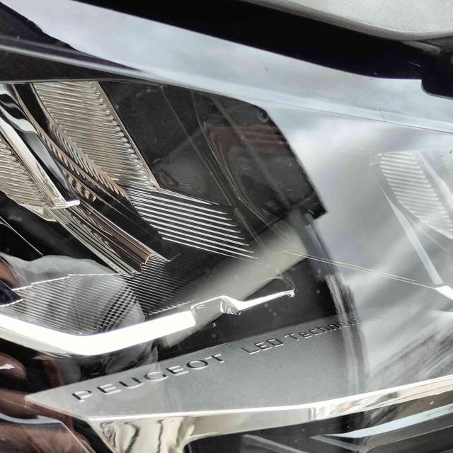 PEUGEOT 3008 usata, con Airbag Passeggero