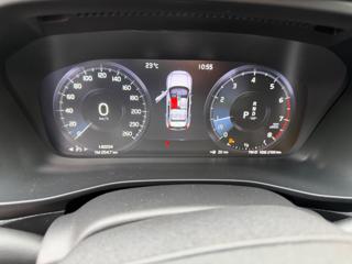 VOLVO XC40 usata, con Autoradio