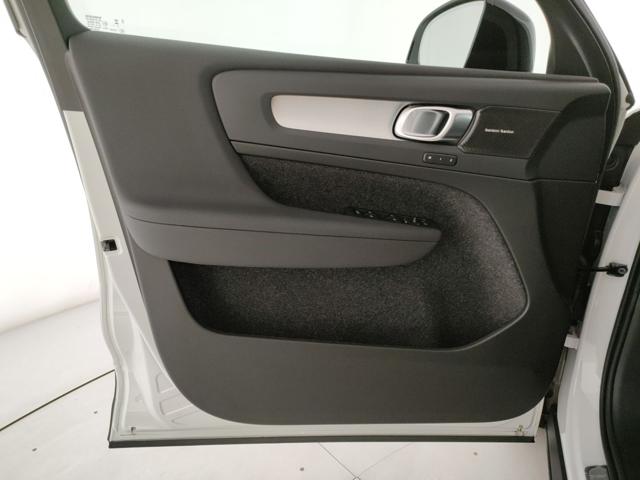 VOLVO XC40 usata, con Controllo automatico clima