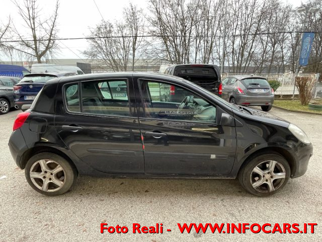 RENAULT Clio usata 9
