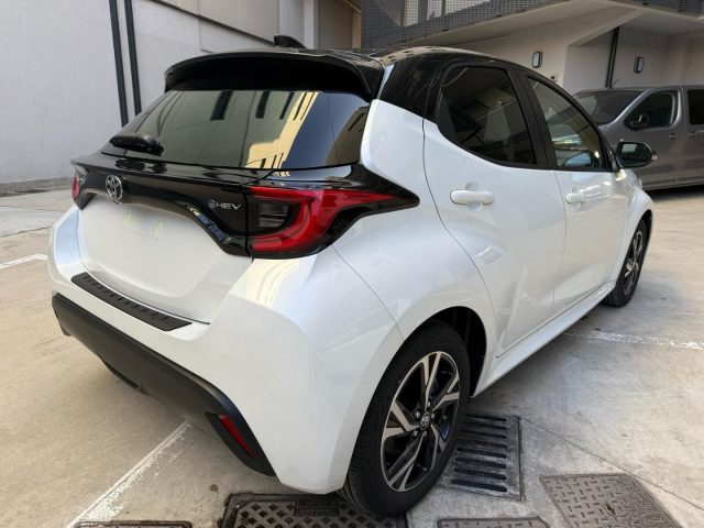TOYOTA Yaris usata, con Controllo automatico clima
