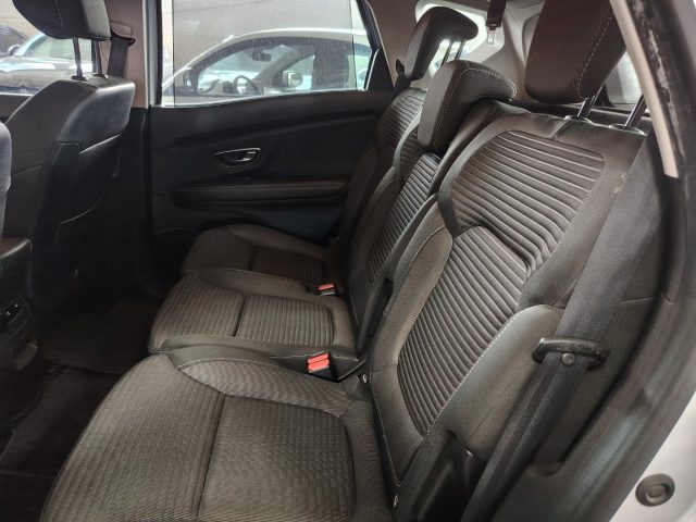 RENAULT Scenic usata, con Servosterzo