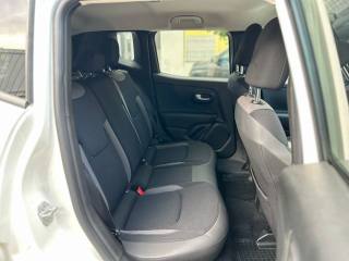 JEEP Renegade usata, con USB