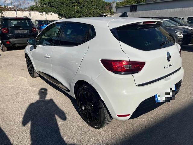 RENAULT Clio usata, con Airbag laterali