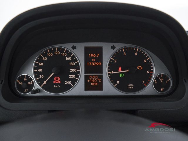 MERCEDES-BENZ A 150 usata 12