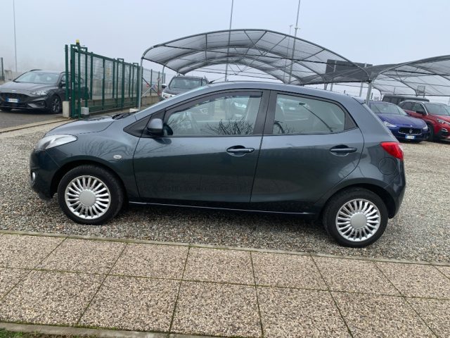 MAZDA 2 usata, con Climatizzatore