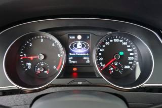 VOLKSWAGEN Passat Variant usata, con Streaming musicale integrato