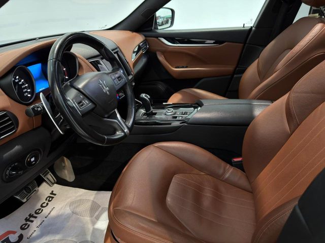 MASERATI Levante usata, con Boardcomputer