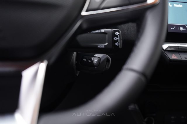 RENAULT Captur usata, con Autoradio digitale
