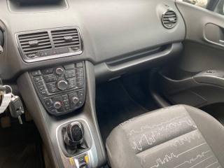 OPEL Meriva usata, con Fendinebbia