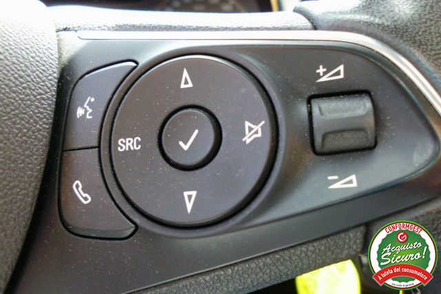 OPEL Crossland usata, con Touch screen