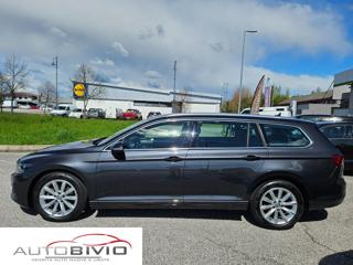 VOLKSWAGEN Passat Variant usata, con Airbag laterali