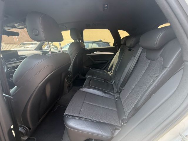 AUDI Q5 usata, con Sedile posteriore sdoppiato