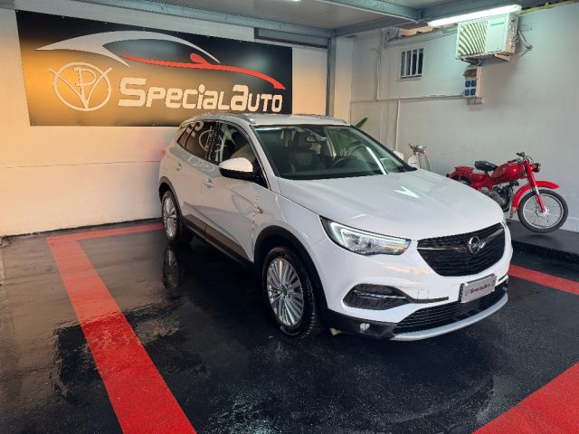 OPEL Grandland X usata, con Airbag