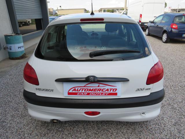 PEUGEOT 206 usata, con Chiusura centralizzata
