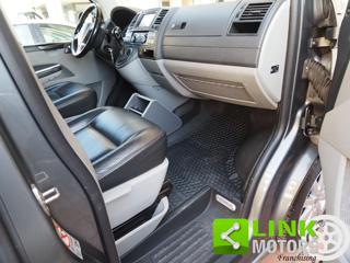 VOLKSWAGEN Caravelle usata 22