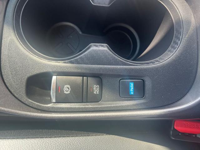 NISSAN Juke usata, con Autoradio