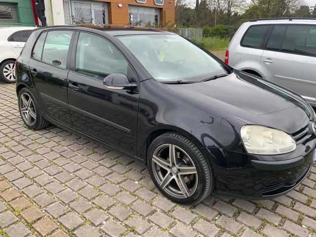 VOLKSWAGEN Golf usata, con Alzacristalli elettrici