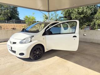 TOYOTA Aygo usata 24