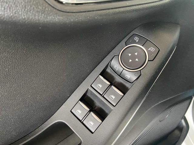 FORD Fiesta usata, con Servosterzo